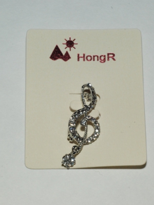 Брошь со&nbsp;стразами &laquo;Скрипичный ключ&raquo;