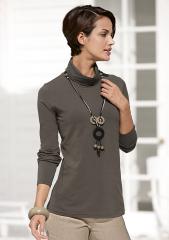 Кофта женская с воротником-гольф